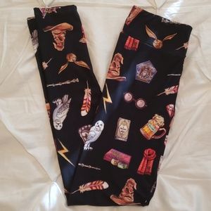 Custom Harry Potter themed leggings - OS